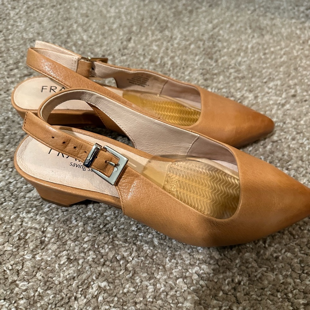 Franco Sarto Women's Tan Slingback Heels